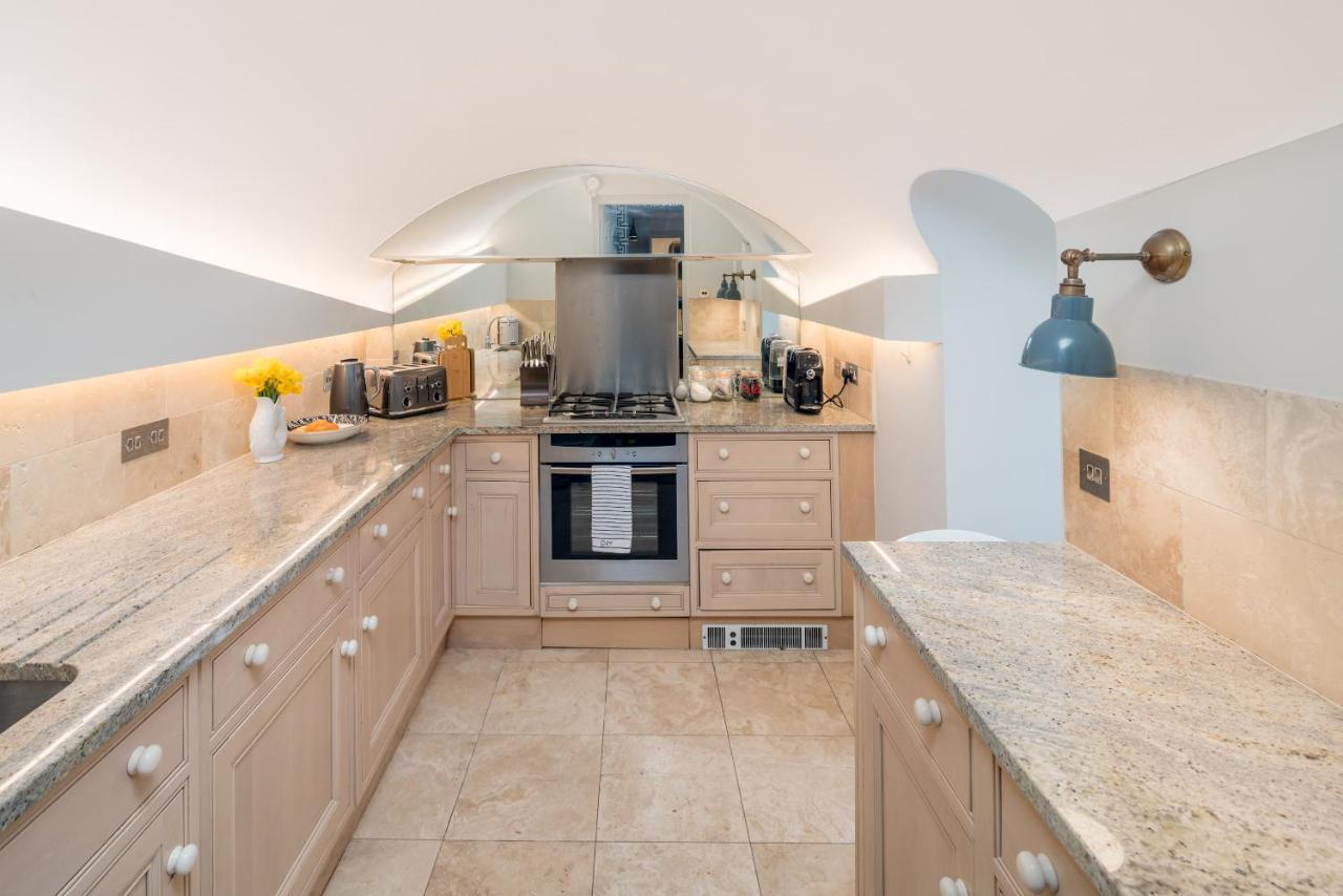 Ferienwohnung Cozy Flat With Patio In The Heart Of Pimlico London Exterior foto